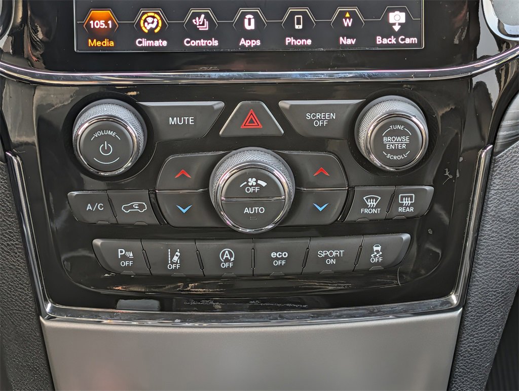 Used 2020 Jeep Grand Cherokee Altitude image 18