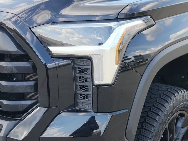 Used 2025 Toyota Tundra SR5 AWD/4WD image 9