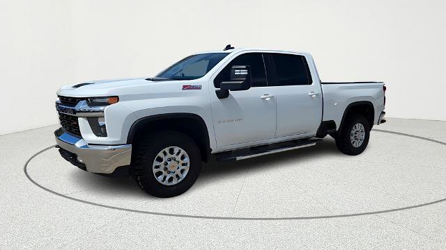 Used 2023 Chevrolet Silverado 2500 LT w/ Convenience Package image 3