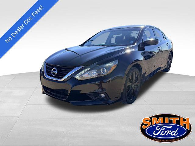 Used 2017 Nissan Altima 2.5 SR w/ Midnight Edition Package FWD image 1
