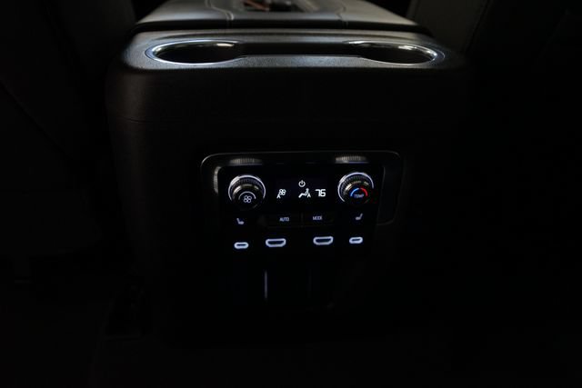 Used 2021 GMC Yukon SLT w/ Rear Media and Nav Package AWD/4WD image 31