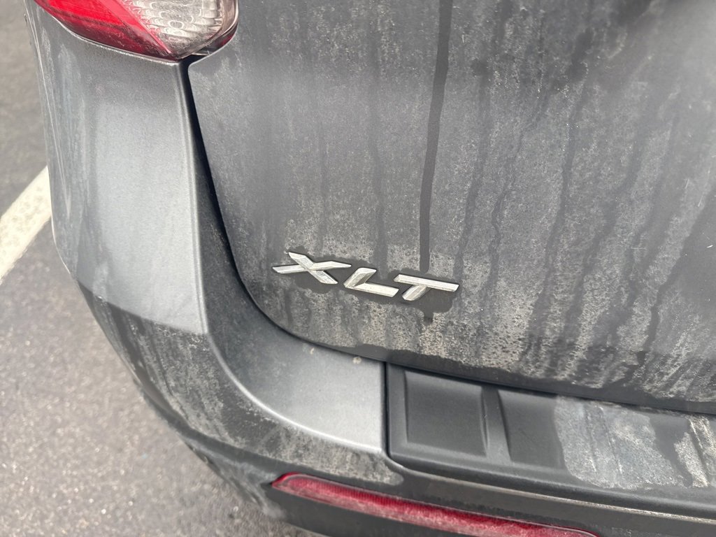 Certified 2022 Ford Explorer XLT w/ Equipment Group 202A image 6