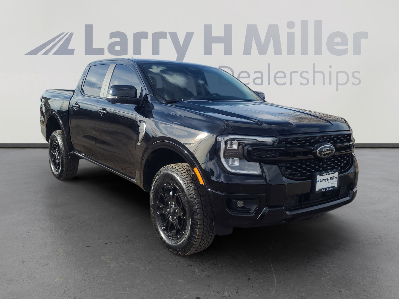 Certified 2025 Ford Ranger Lariat w/ FX4 Off-Road Package image 7