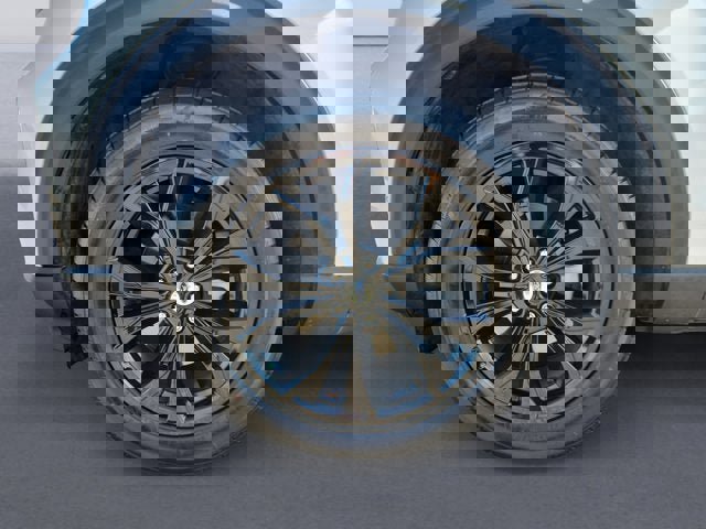 Certified 2022 Ford Explorer XLT w/ Equipment Group 202A image 14