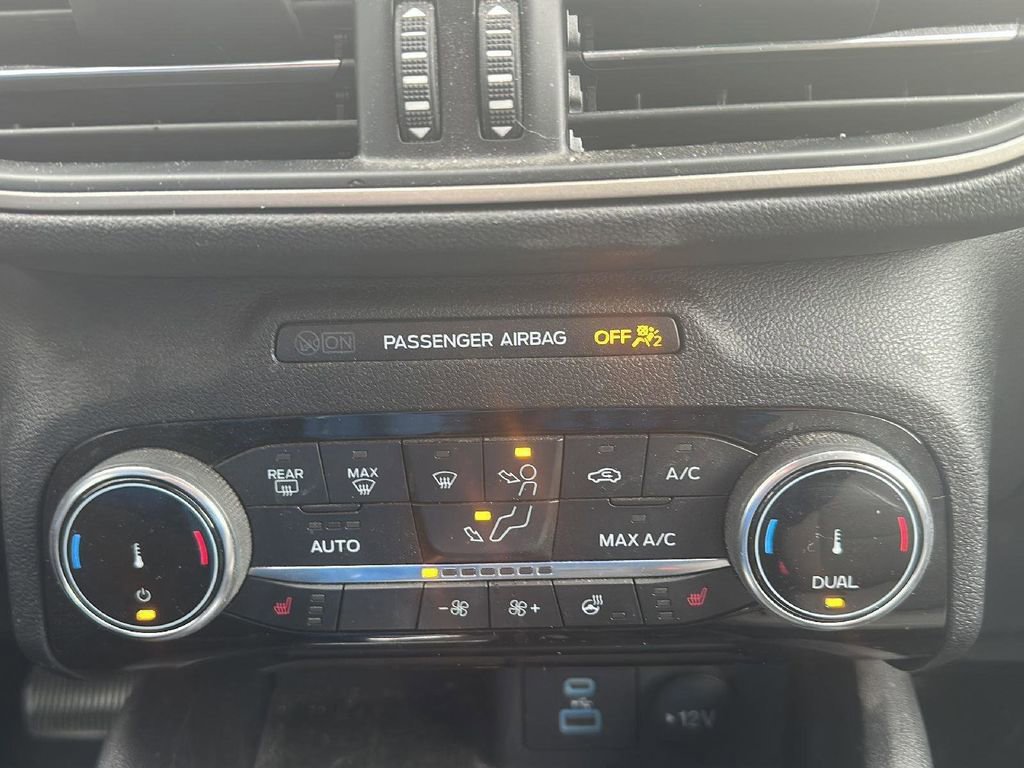 Certified 2022 Ford Escape SE w/ Convenience Package image 14