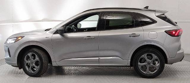 Certified 2024 Ford Escape ST-Line AWD/4WD image 4