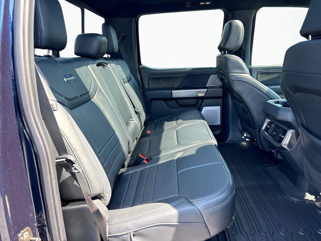 Certified 2025 Ford F250 Platinum AWD/4WD image 16