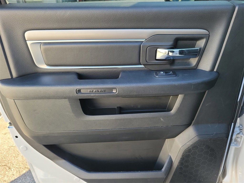 Used 2024 RAM 1500 Classic Warlock image 8