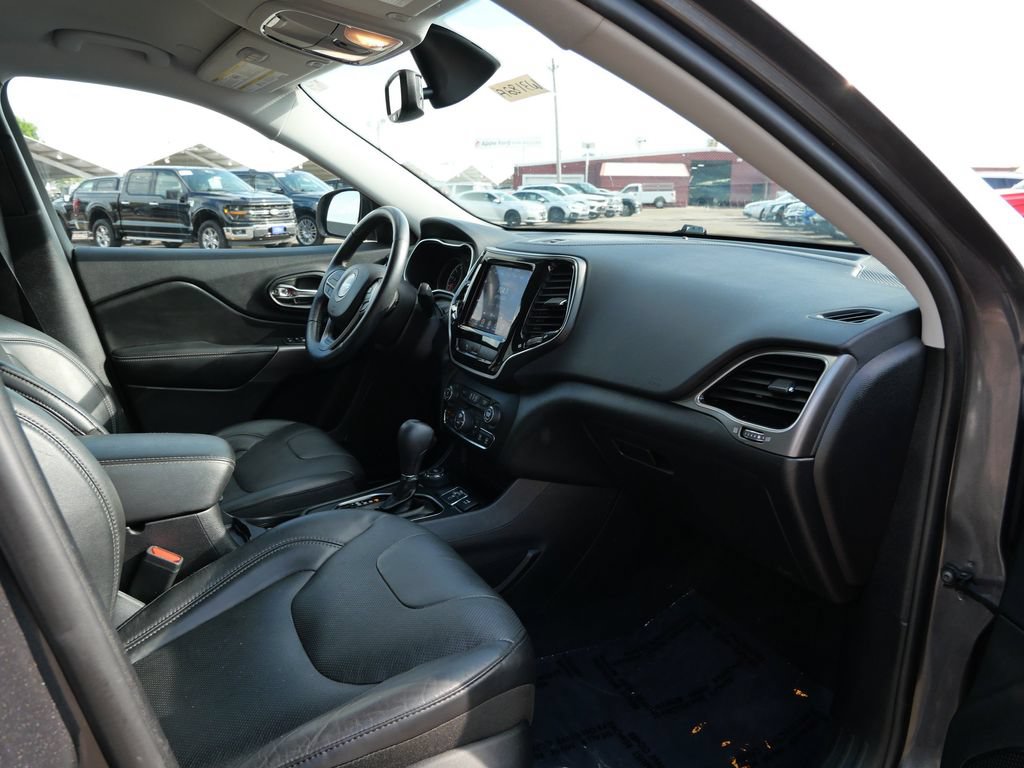 Used 2020 Jeep Cherokee Limited AWD/4WD image 11
