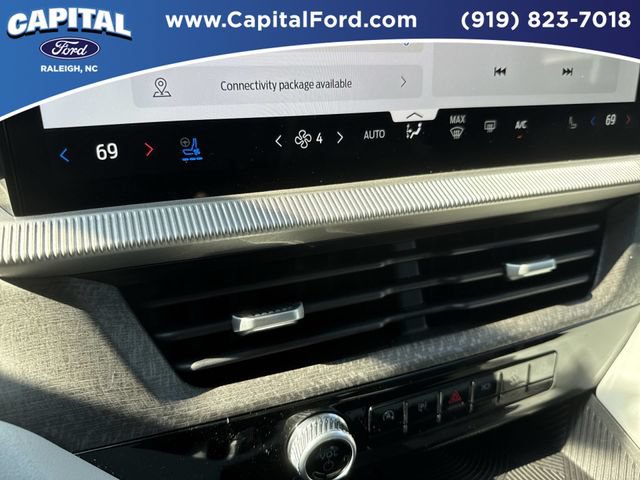 Certified 2025 Ford Explorer Platinum w/ Ultimate Package AWD/4WD image 30
