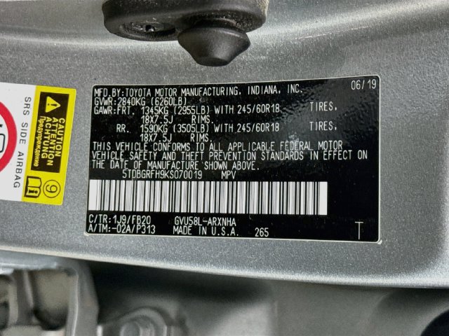 Used 2019 Toyota Highlander LE AWD/4WD image 31