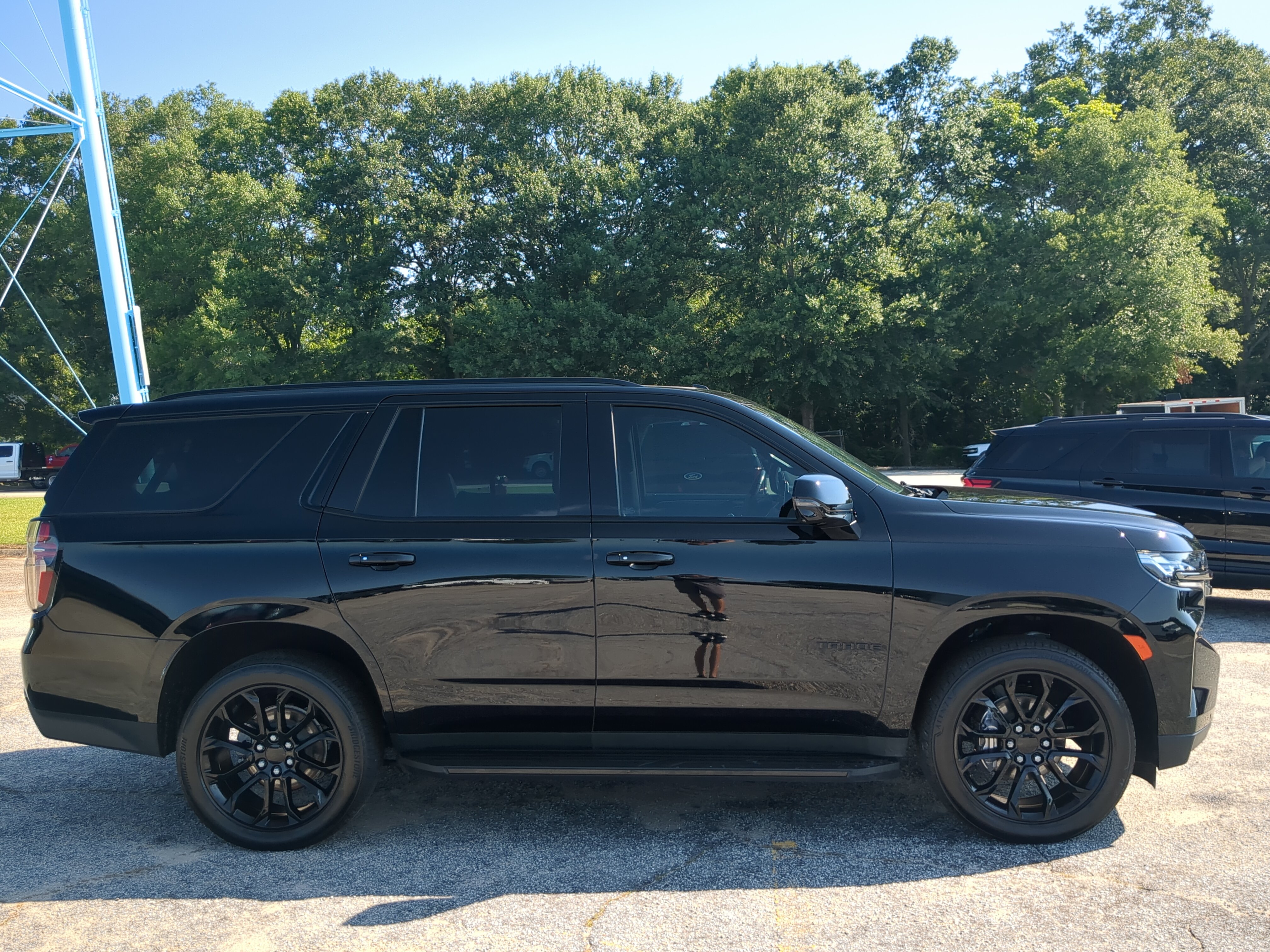 Used 2022 Chevrolet Tahoe RST w/ Luxury Package RWD video 2