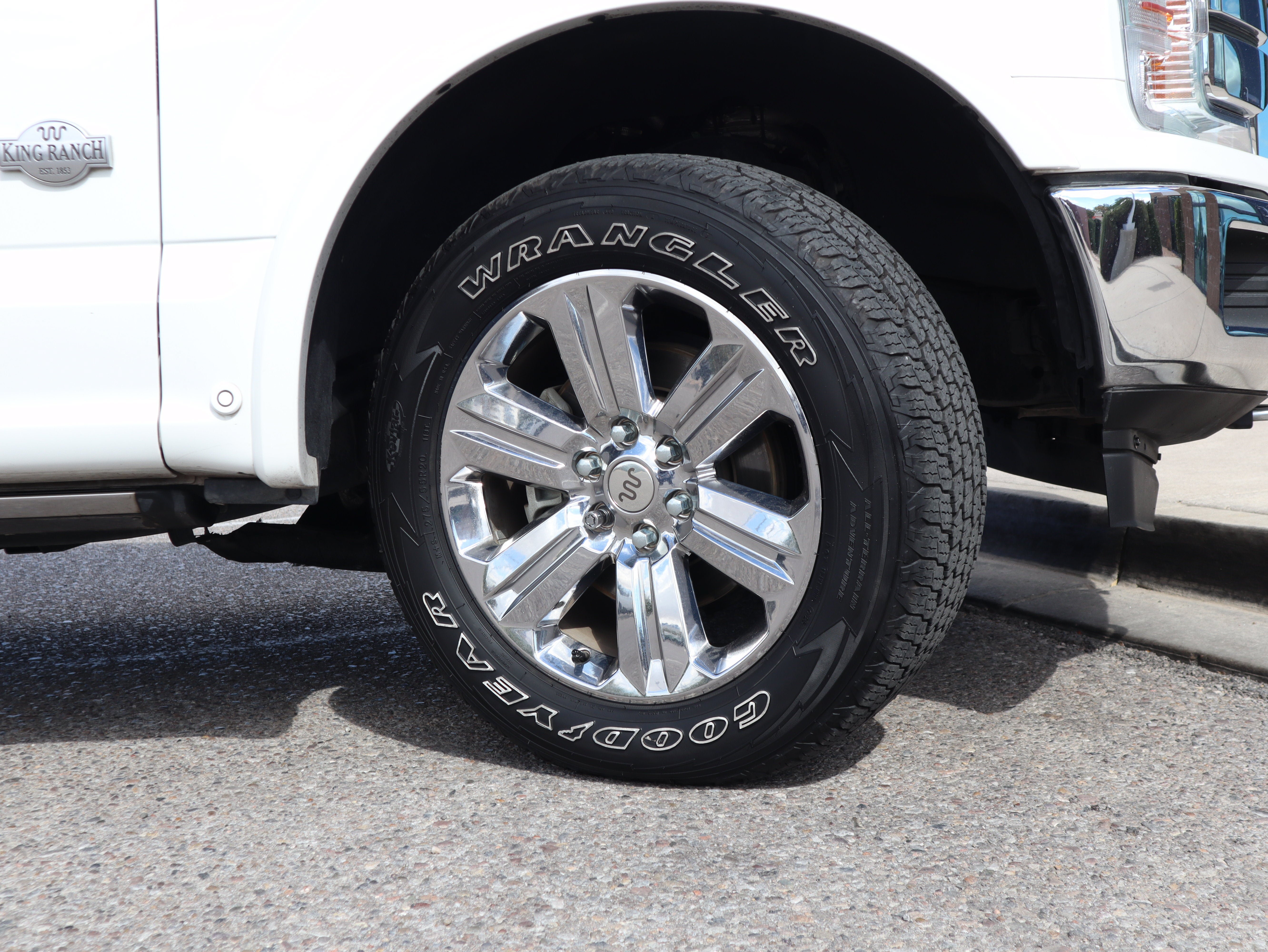 Certified 2020 Ford F150 King Ranch w/ Equipment Group 601A Luxury AWD/4WD image 13