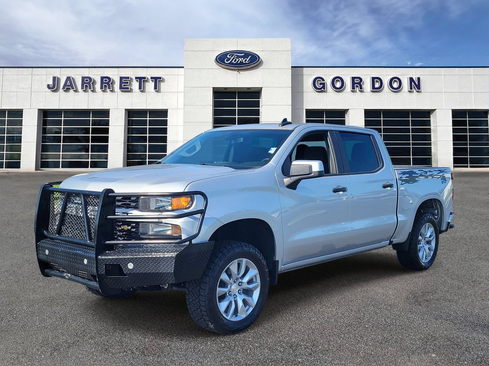 Used 2022 Chevrolet Silverado 1500 Custom AWD/4WD image 2