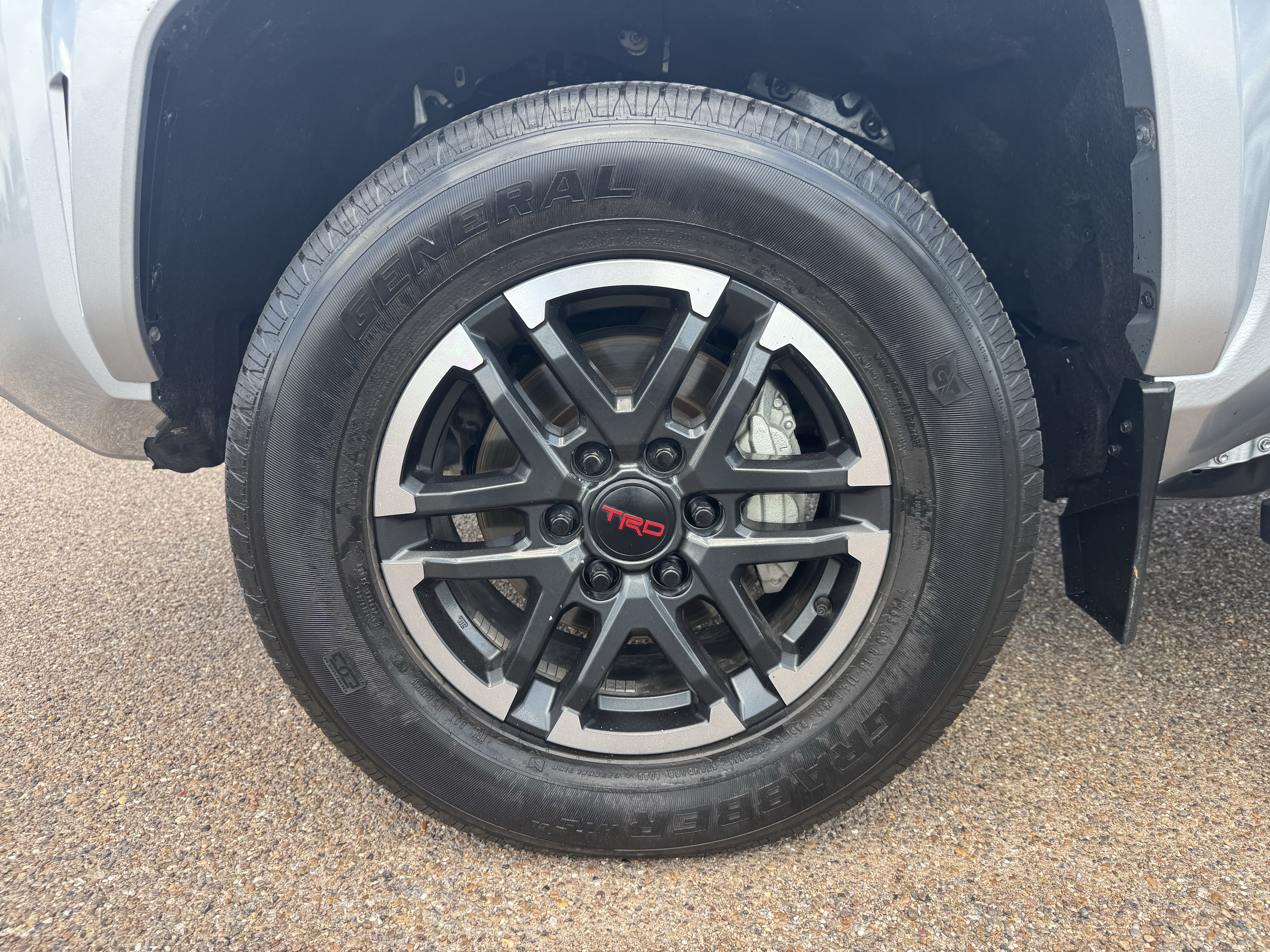 Used 2024 Toyota Tacoma TRD Sport RWD image 7