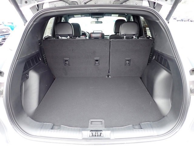 Certified 2024 Ford Escape ST-Line image 8