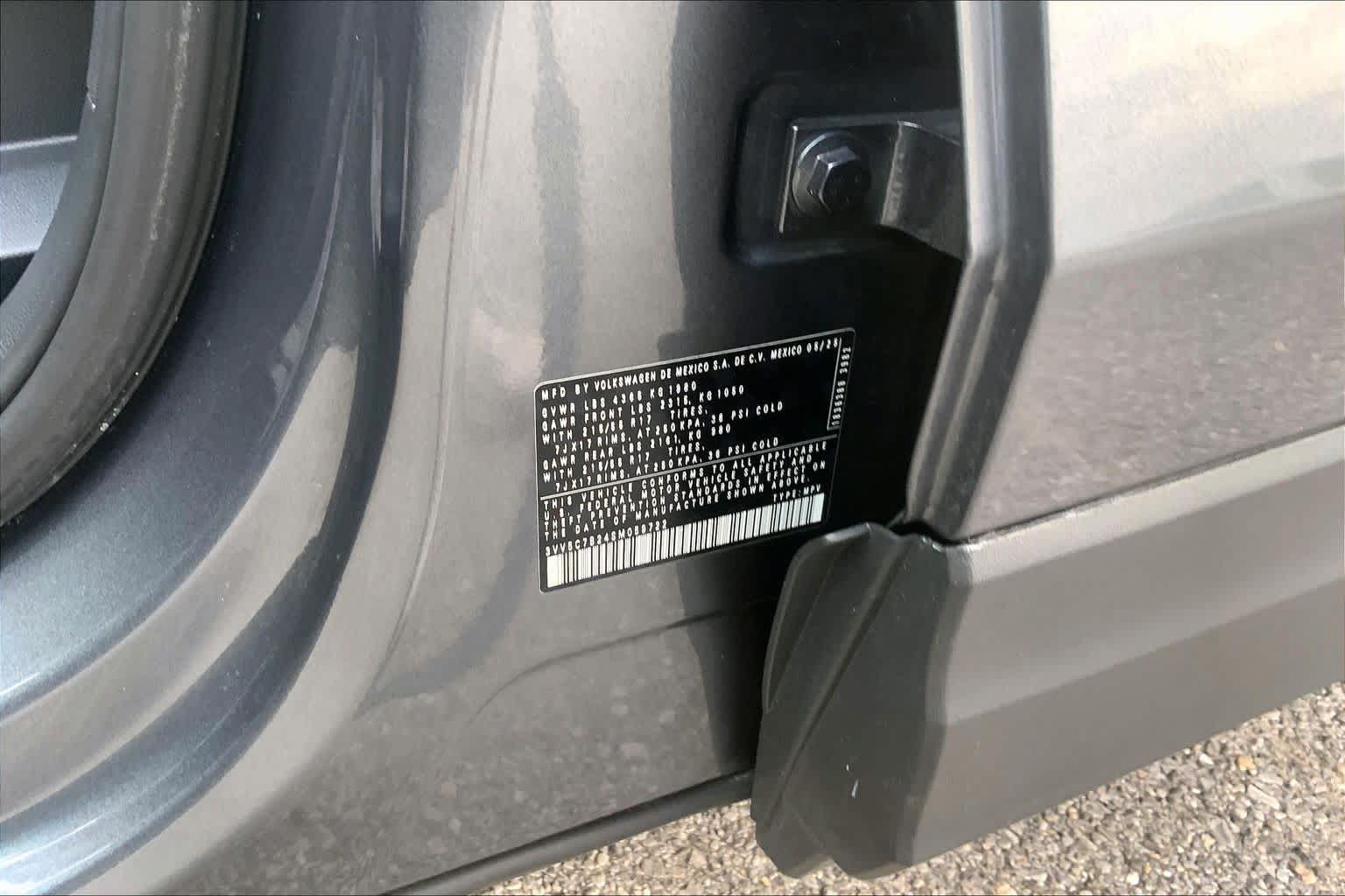 Used 2025 Volkswagen Taos S FWD image 31