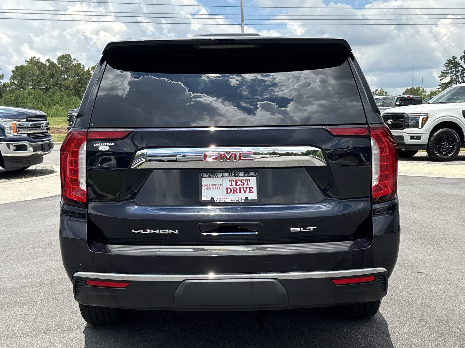 Used 2021 GMC Yukon SLT w/ SLT Luxury Package AWD/4WD image 21