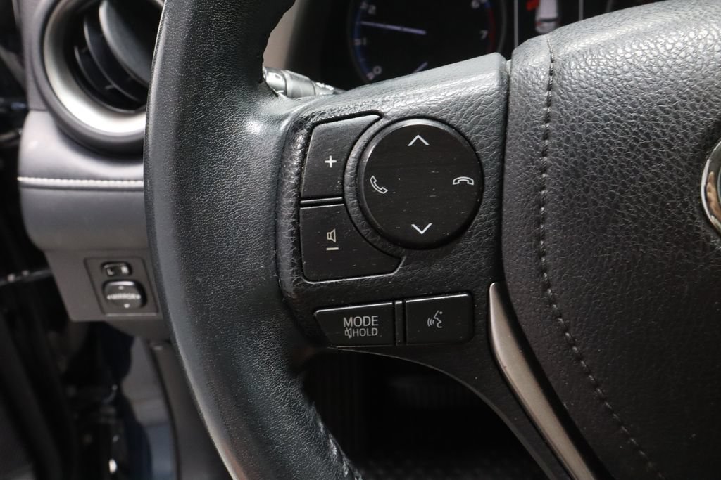 Used 2018 Toyota RAV4 XLE w/ Plus Extra Value Package FWD image 28