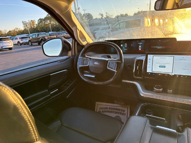 Certified 2025 Ford Expedition Platinum AWD/4WD image 30