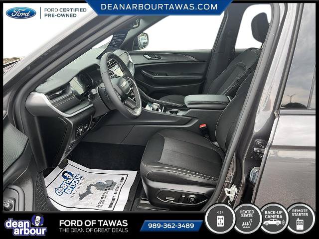 Used 2024 Jeep Grand Cherokee L Laredo w/ Luxury Tech Group I AWD/4WD image 2