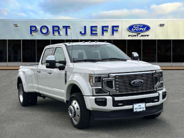 Certified 2022 Ford F450 Platinum w/ FX4 Off-Road Package AWD/4WD image 2