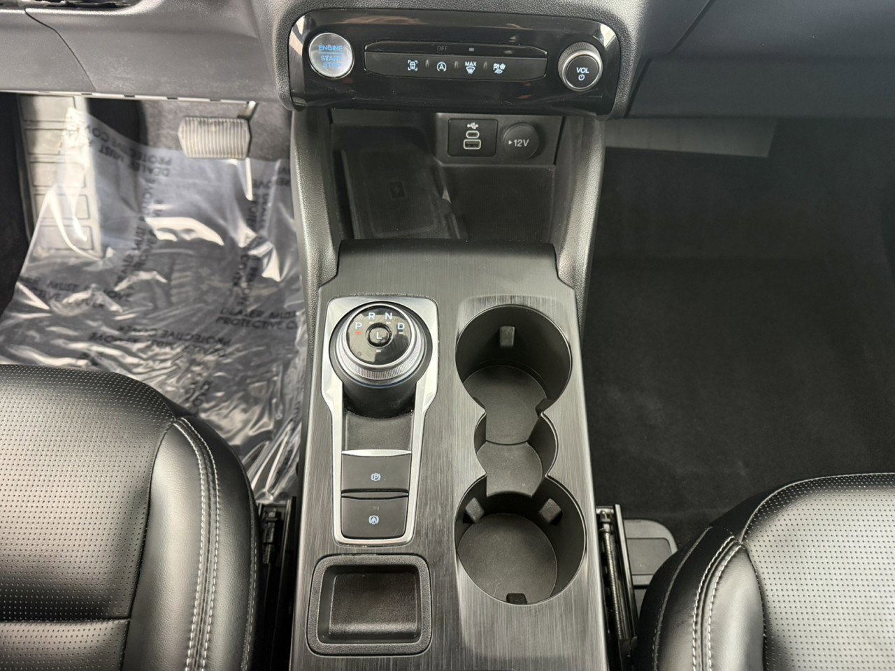 Certified 2025 Ford Escape Platinum image 21