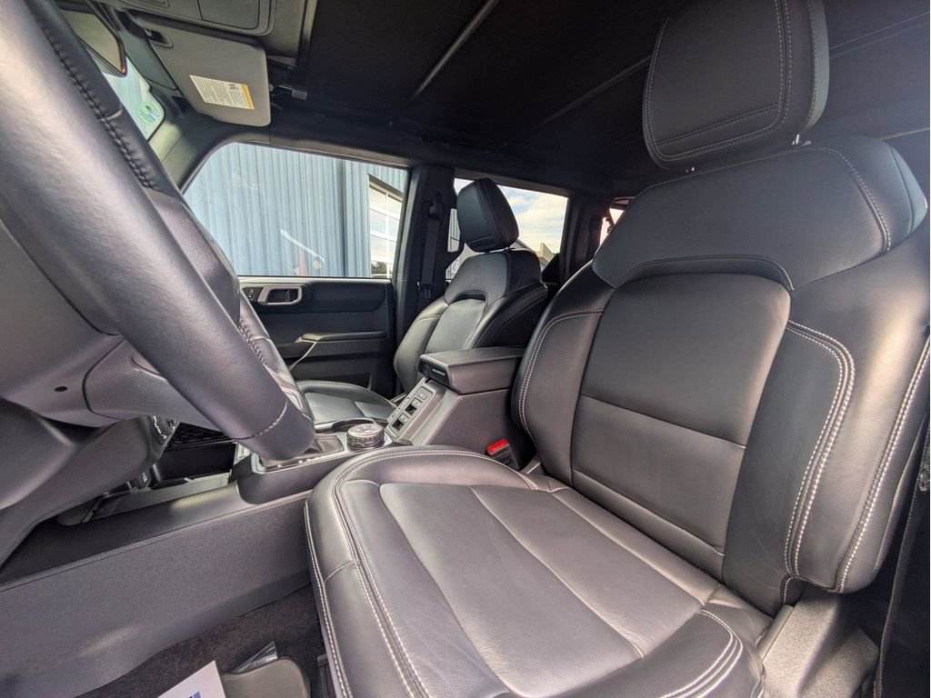 Certified 2025 Ford Bronco Outer Banks AWD/4WD image 25