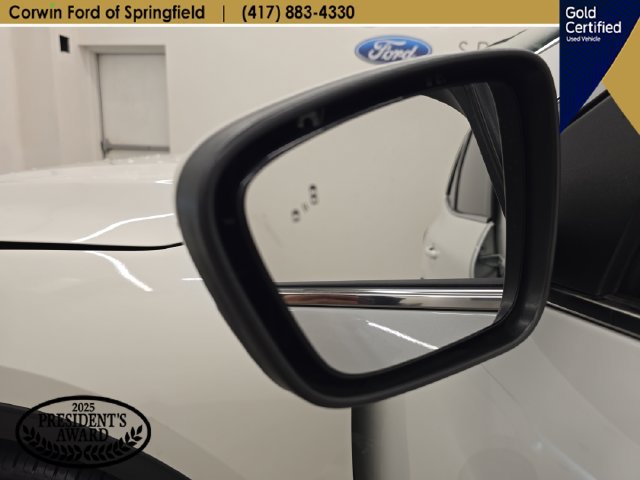 Certified 2022 Ford Escape Titanium w/ Titanium Elite Package AWD/4WD image 38