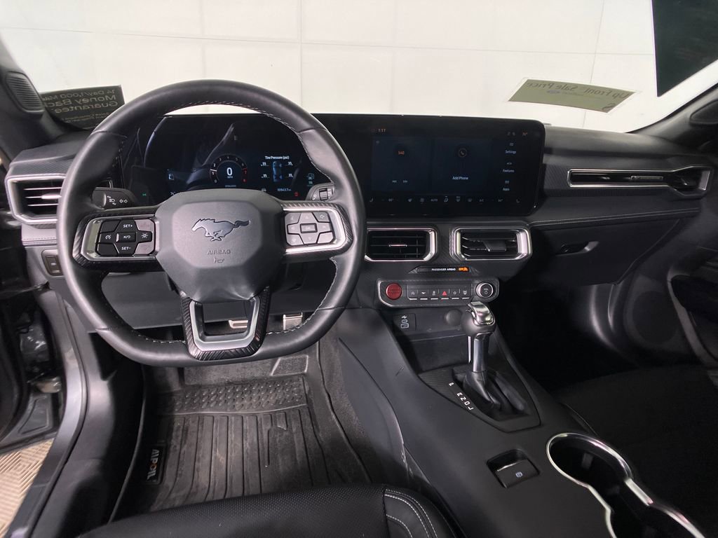 Certified 2025 Ford Mustang Premium image 6