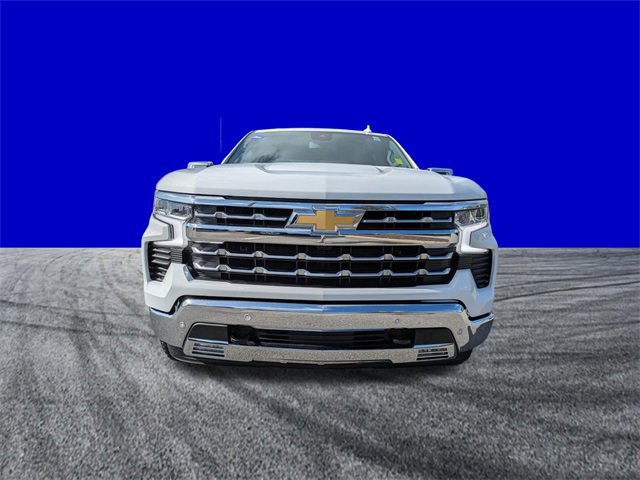 Used 2025 Chevrolet Silverado 1500 LTZ image 9