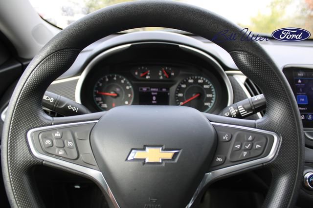 Used 2022 Chevrolet Malibu LT image 24