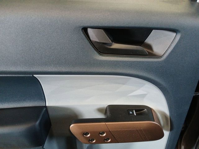 Certified 2024 Ford Maverick Lariat w/ 4K Tow Package image 44