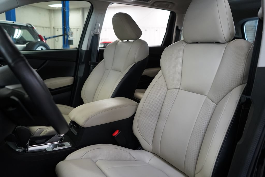 Used 2025 Subaru Ascent Limited w/ Popular Package #1 AWD/4WD image 18