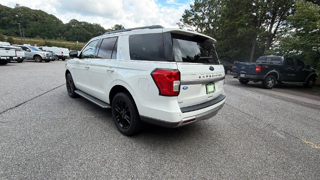 Certified 2023 Ford Expedition XLT RWD image 6