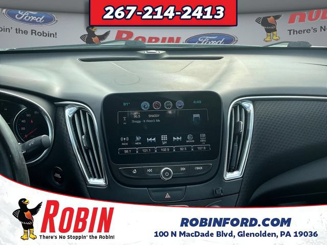 Used 2017 Chevrolet Malibu LT FWD image 16
