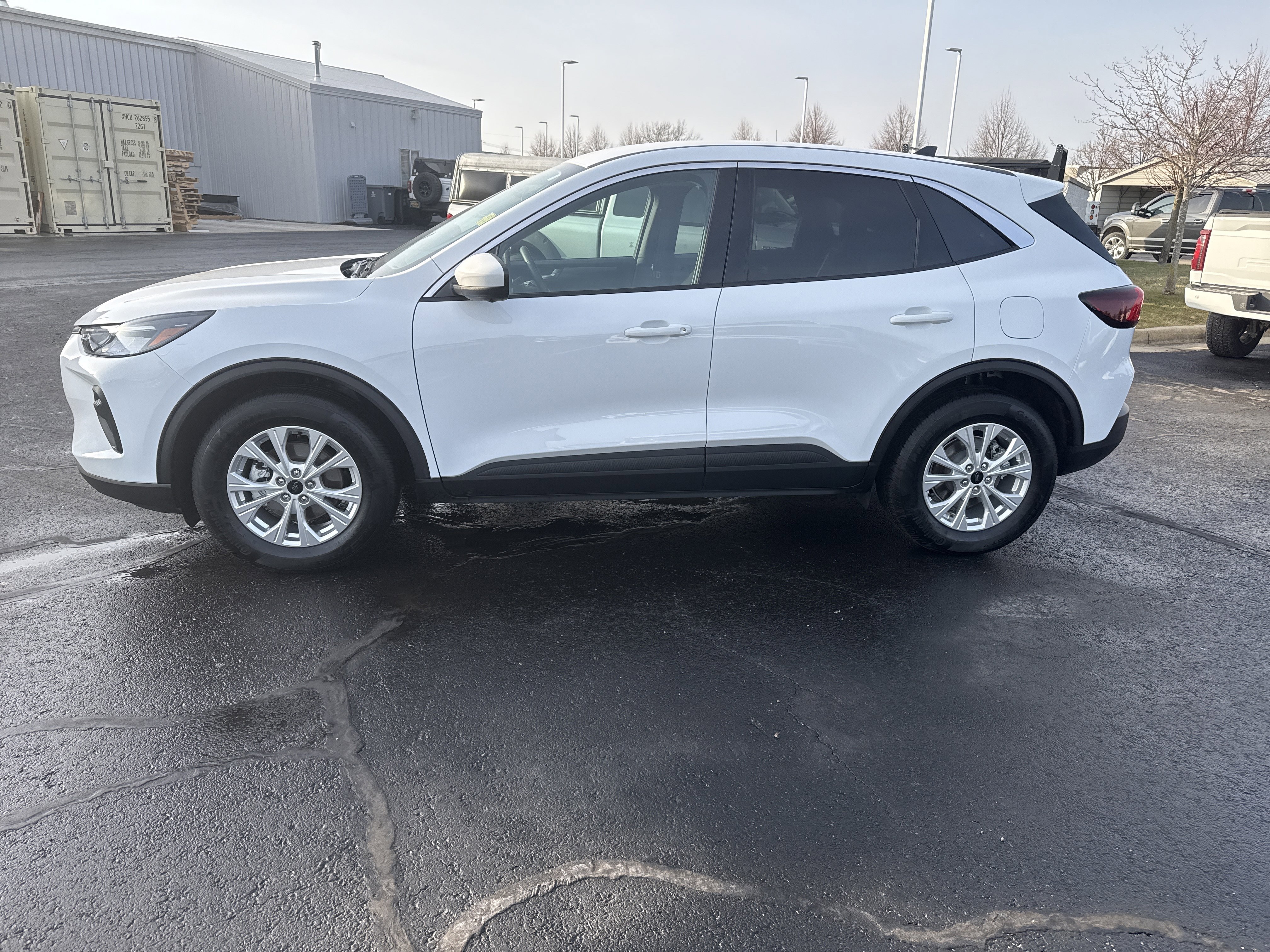 Certified 2023 Ford Escape Active w/ Tech Pack #2 image 3