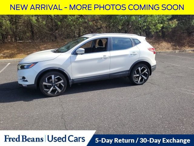 Used 2020 Nissan Rogue Sport SL w/ Premium Package image 9