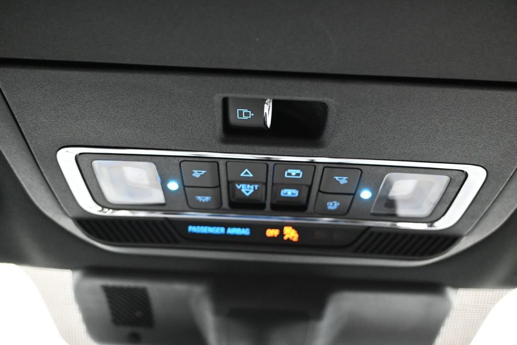 Certified 2025 Ford F250 Platinum AWD/4WD image 41