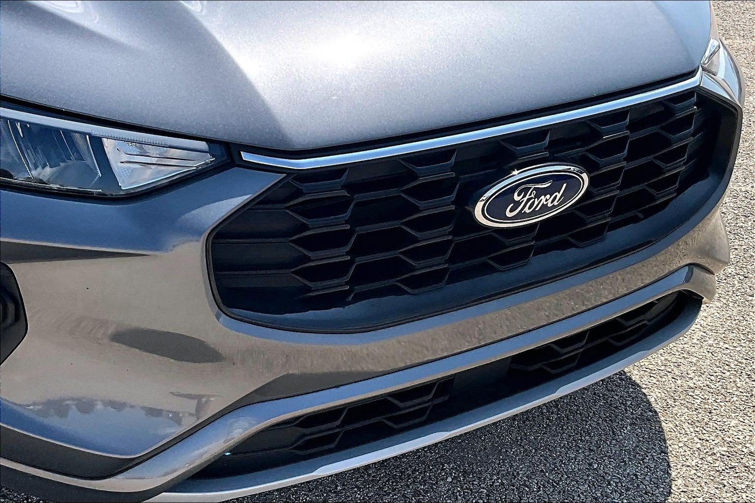 Certified 2024 Ford Escape ST-Line w/ Tech Pack #1 FWD image 31