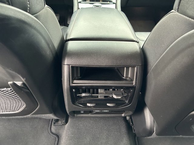 Used 2023 Jeep Grand Cherokee Limited AWD/4WD image 13