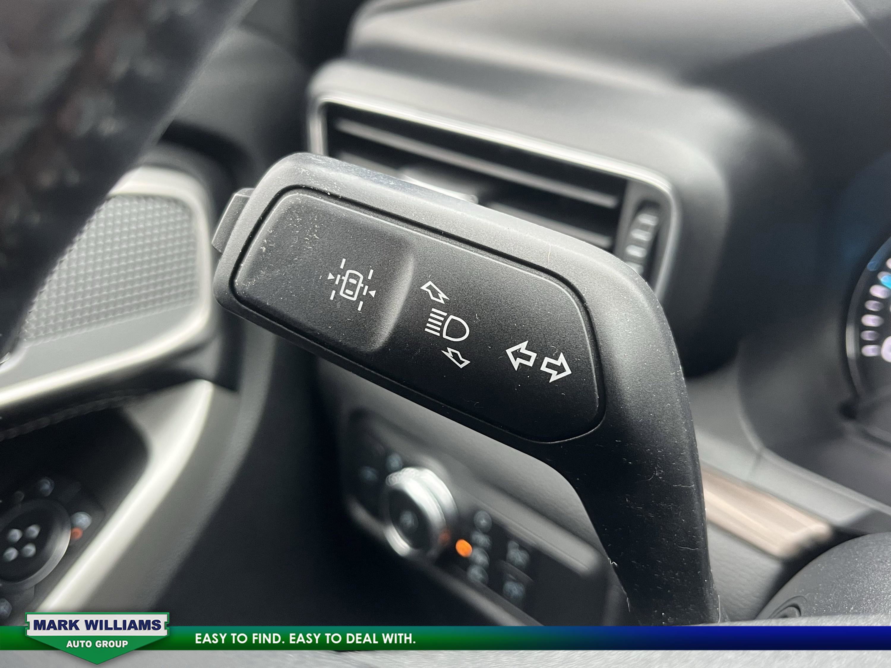 Certified 2022 Ford Explorer Limited w/ Equipment Group 301A image 16