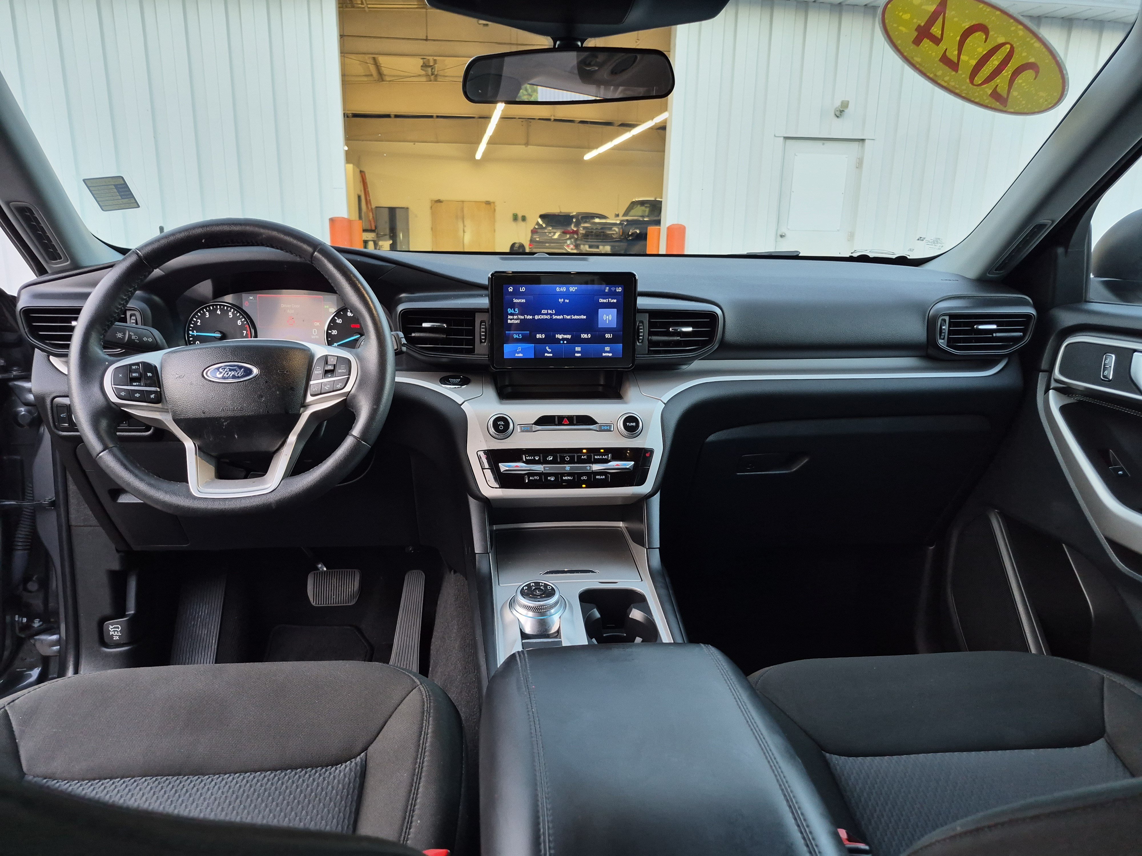 Certified 2024 Ford Explorer XLT RWD image 20
