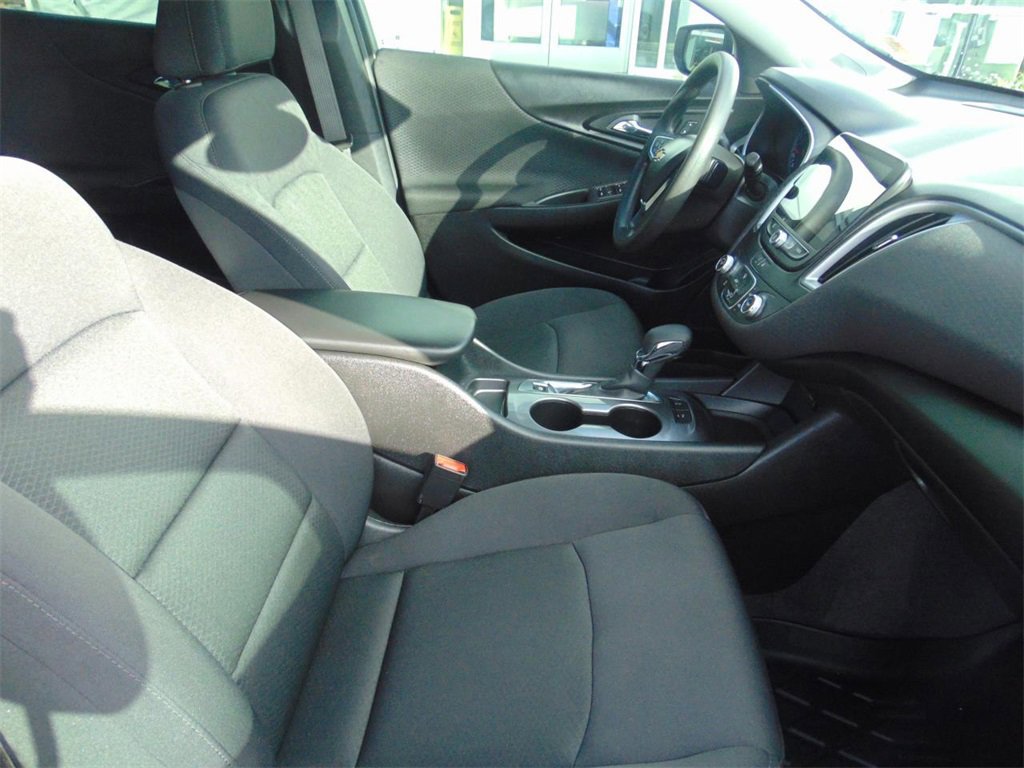 Used 2024 Chevrolet Malibu LS image 18