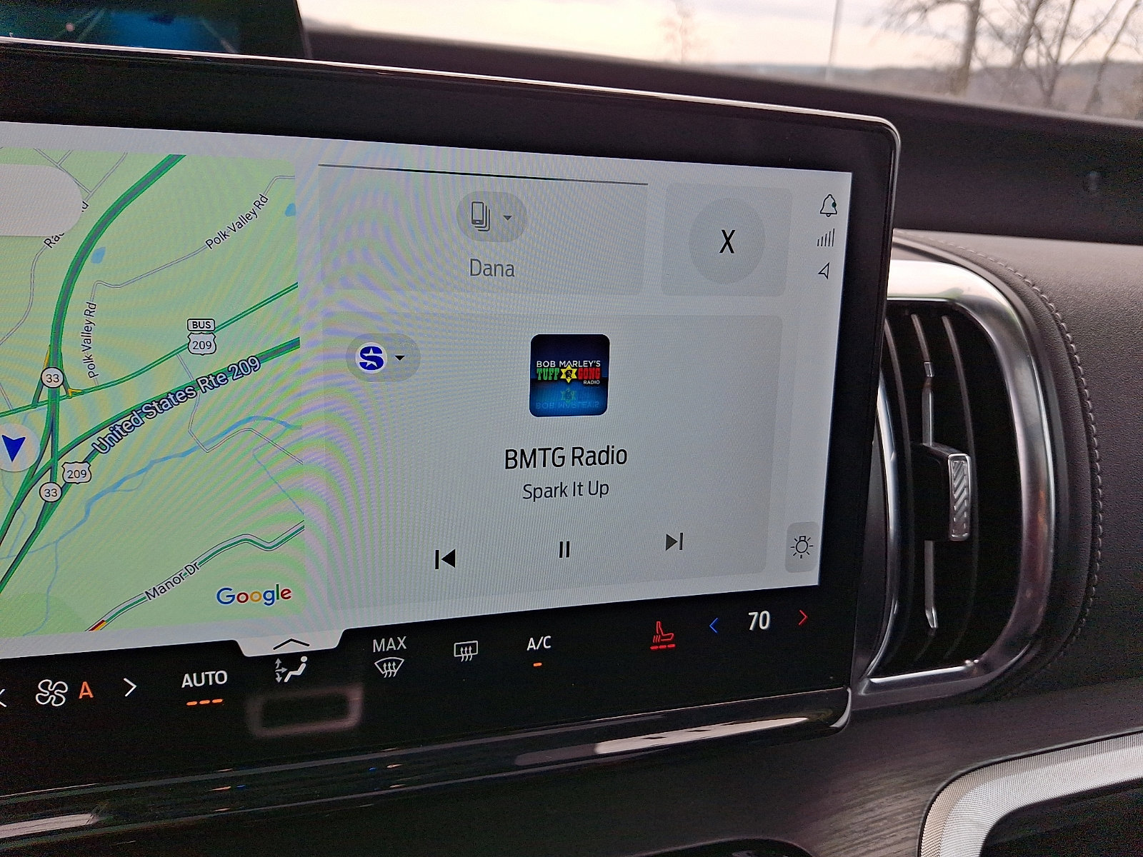 Certified 2025 Ford Expedition Platinum image 16