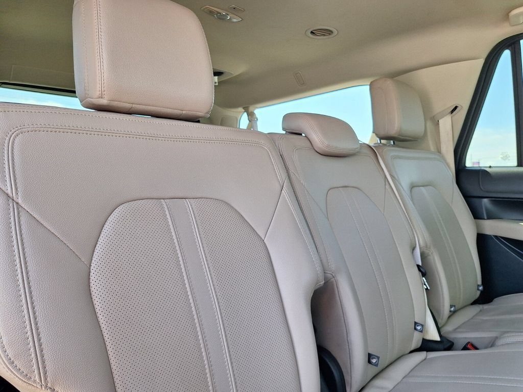 Certified 2024 Ford Expedition Max Limited RWD image 30