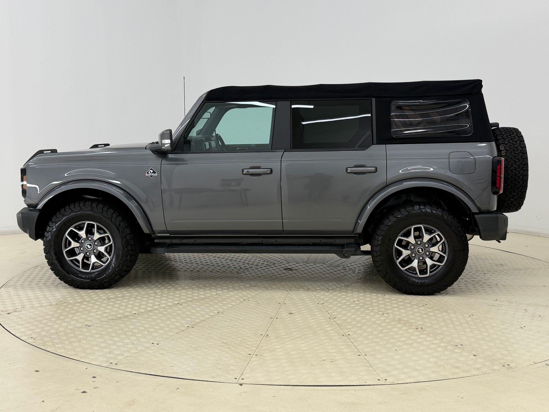 Certified 2021 Ford Bronco Outer Banks AWD/4WD image 2