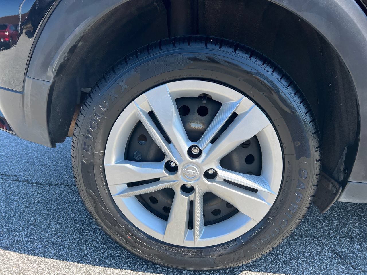 Used 2022 Nissan Kicks S FWD image 19