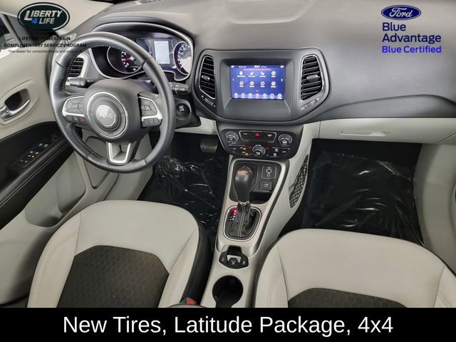 Used 2020 Jeep Compass Latitude w/ Cold Weather Group AWD/4WD image 31