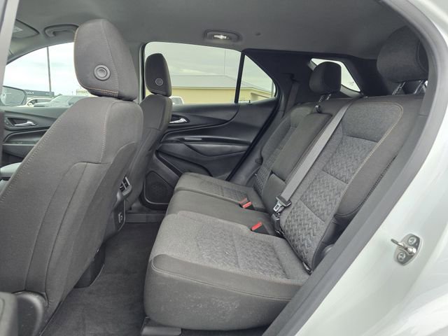 Used 2023 Chevrolet Equinox LT AWD/4WD image 16